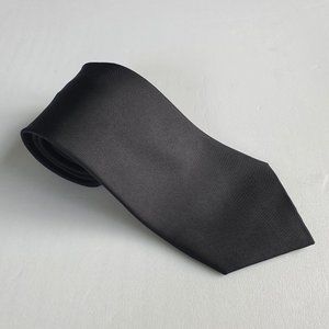 Hermes-Paris Perfect Skinny Black Silk Tie